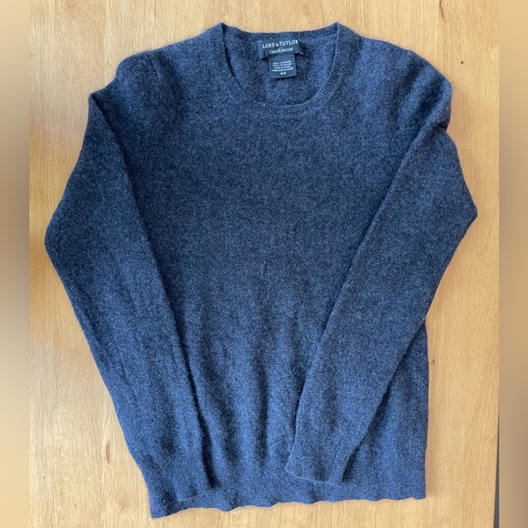 Lord & Taylor Cashmere Sweater - Picture 2 of 3